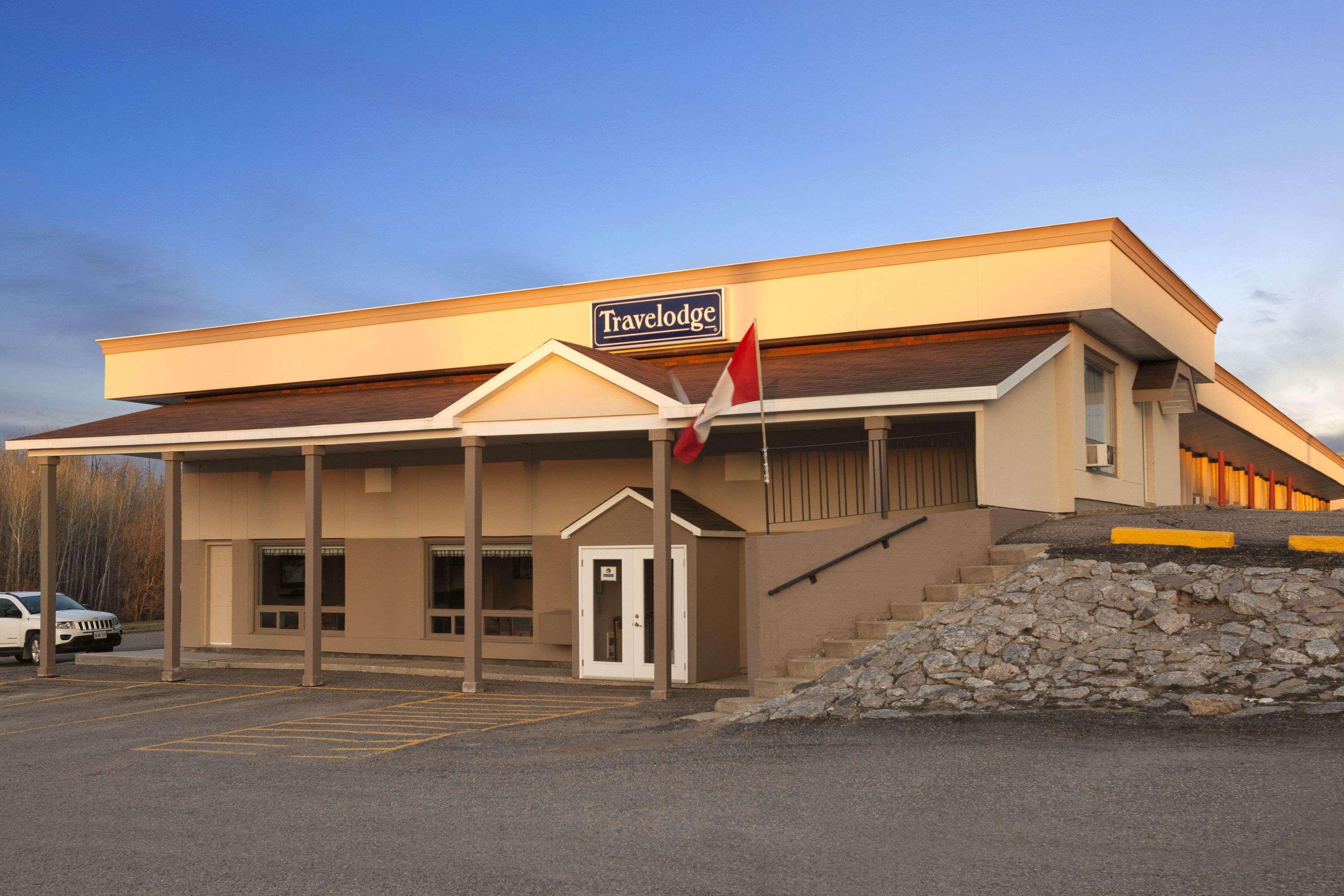 Travelodge By Wyndham קפוסקאסינג מראה חיצוני תמונה