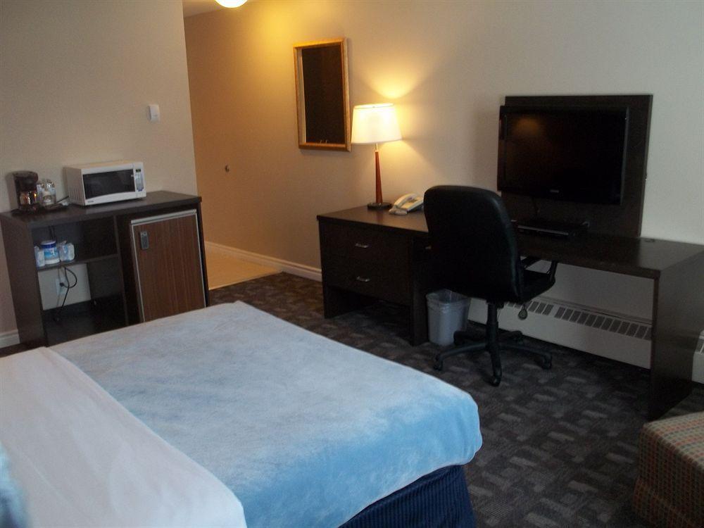 Travelodge By Wyndham קפוסקאסינג מראה חיצוני תמונה