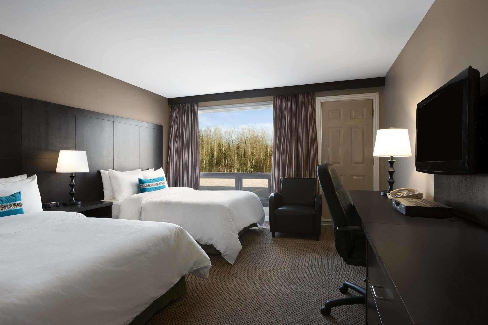 Travelodge By Wyndham קפוסקאסינג מראה חיצוני תמונה